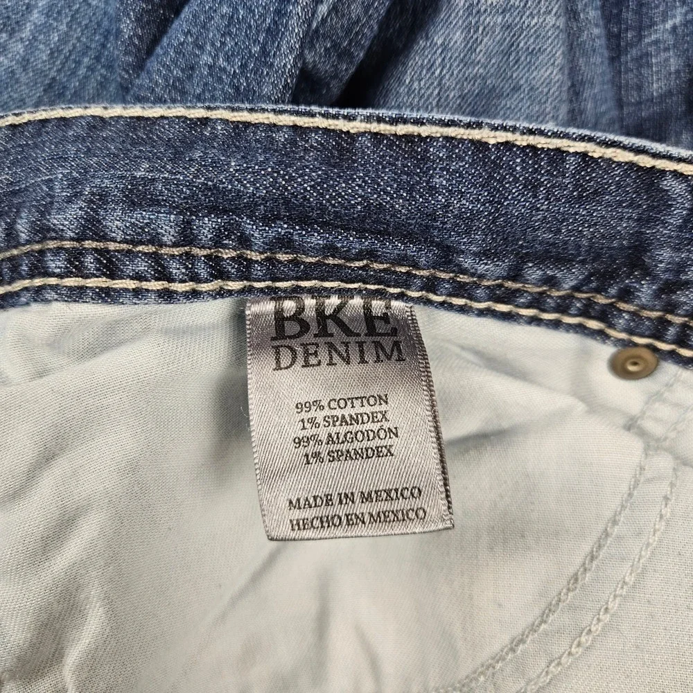 BKE Tyler Straight Leg Jeans Mens 38R Medium Wash Blue Denim BMC23001R